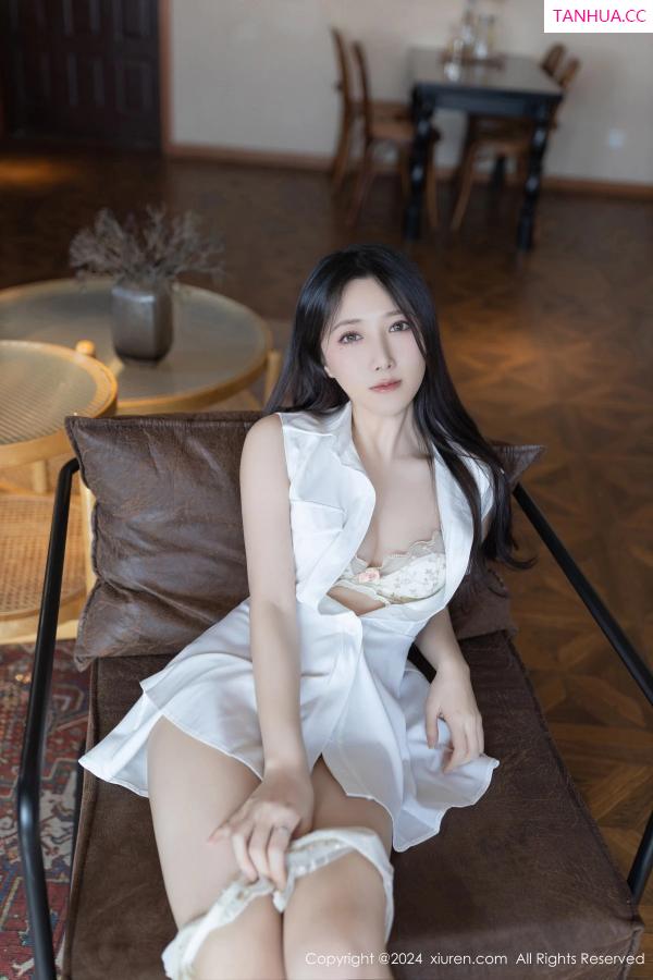 鱼子酱fish  [XiuRen]高清写真图 2024.03.29 No.8315 鱼子酱Fish 丝袜美腿第72张图片